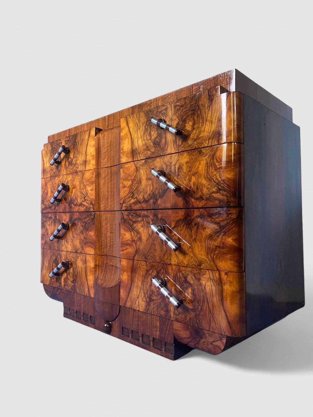 4333.0 Italian Art Deco' Sideboard Or Chest Of Drawers In Walnut, Italy 1930s photo