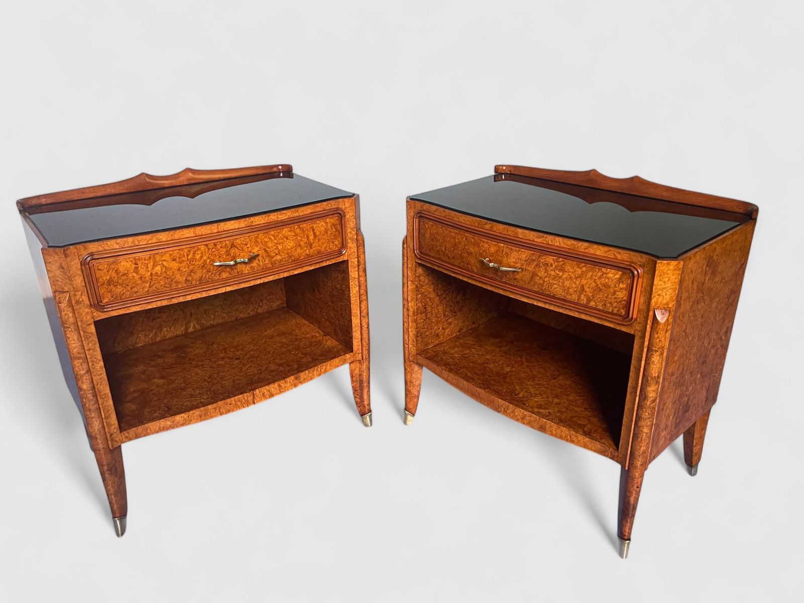 Italian Mid Century Night Stands, Set Of 2, Attributed To Paolo Buffa, 1950s photo vinterior