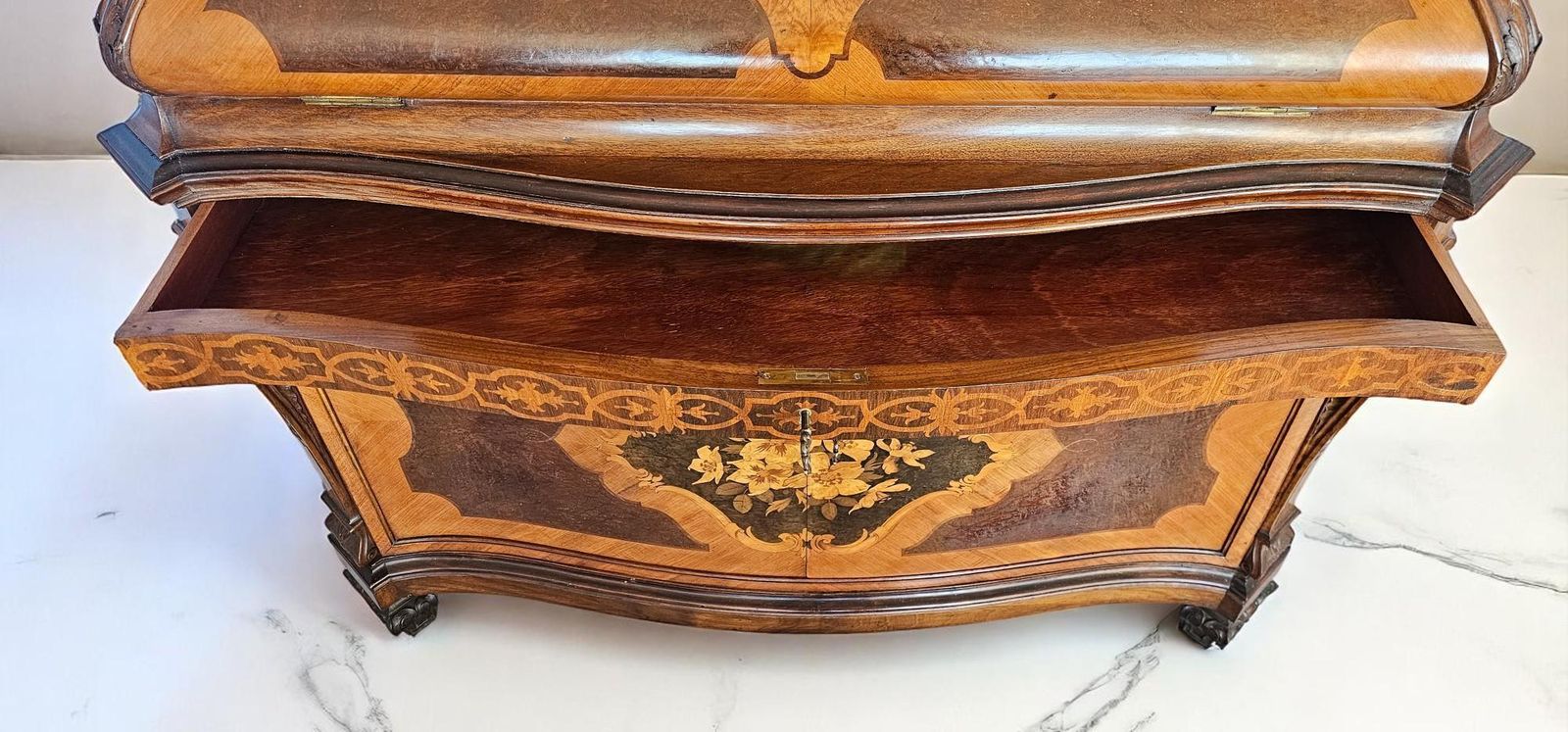11265.0 Italian Midcentury Sideboard Or Trumeau Inlaid By Pietro Ferrario, Italy 1946 photo