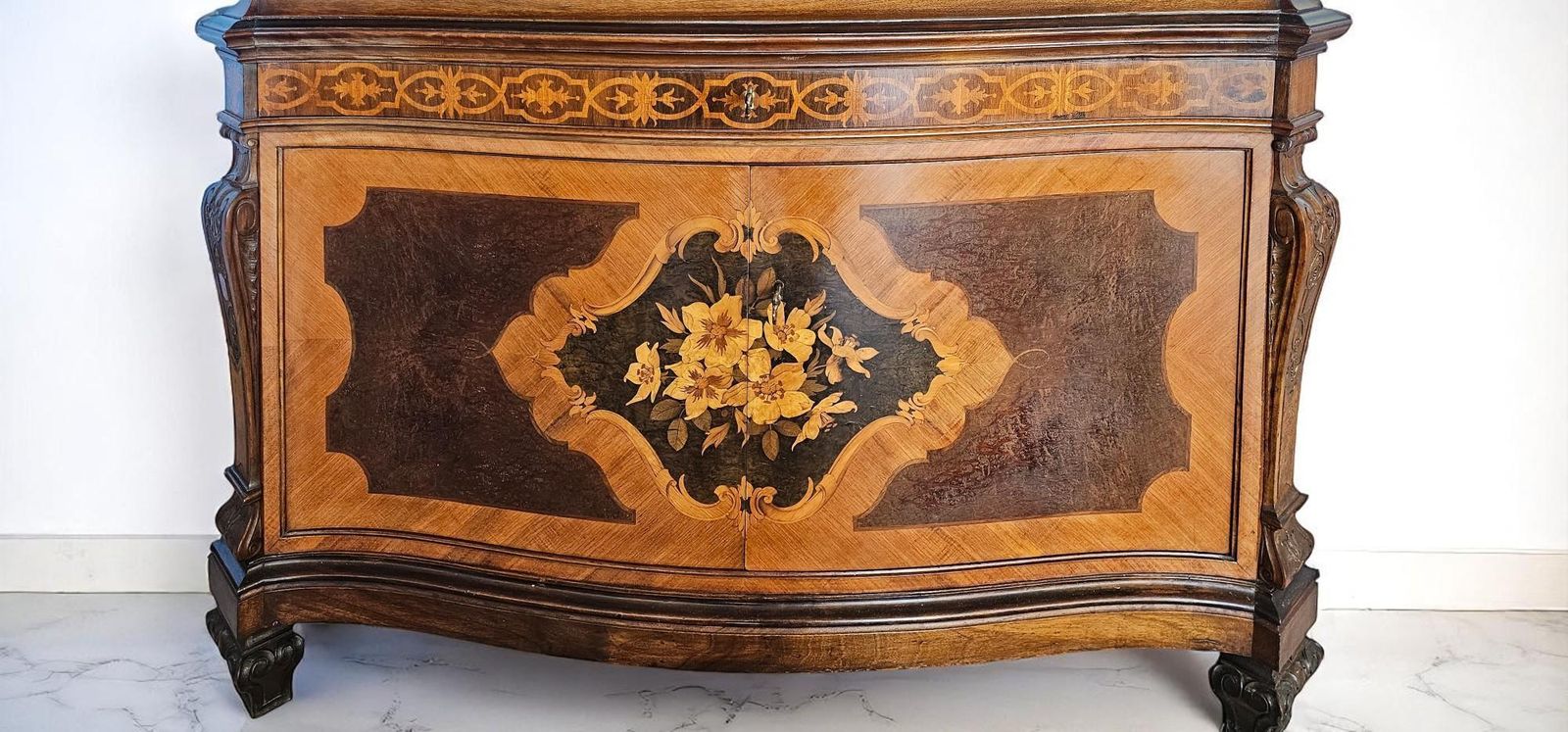 photo vinterior Italian Midcentury Sideboard Or Trumeau Inlaid By Pietro Ferrario, Italy 1946