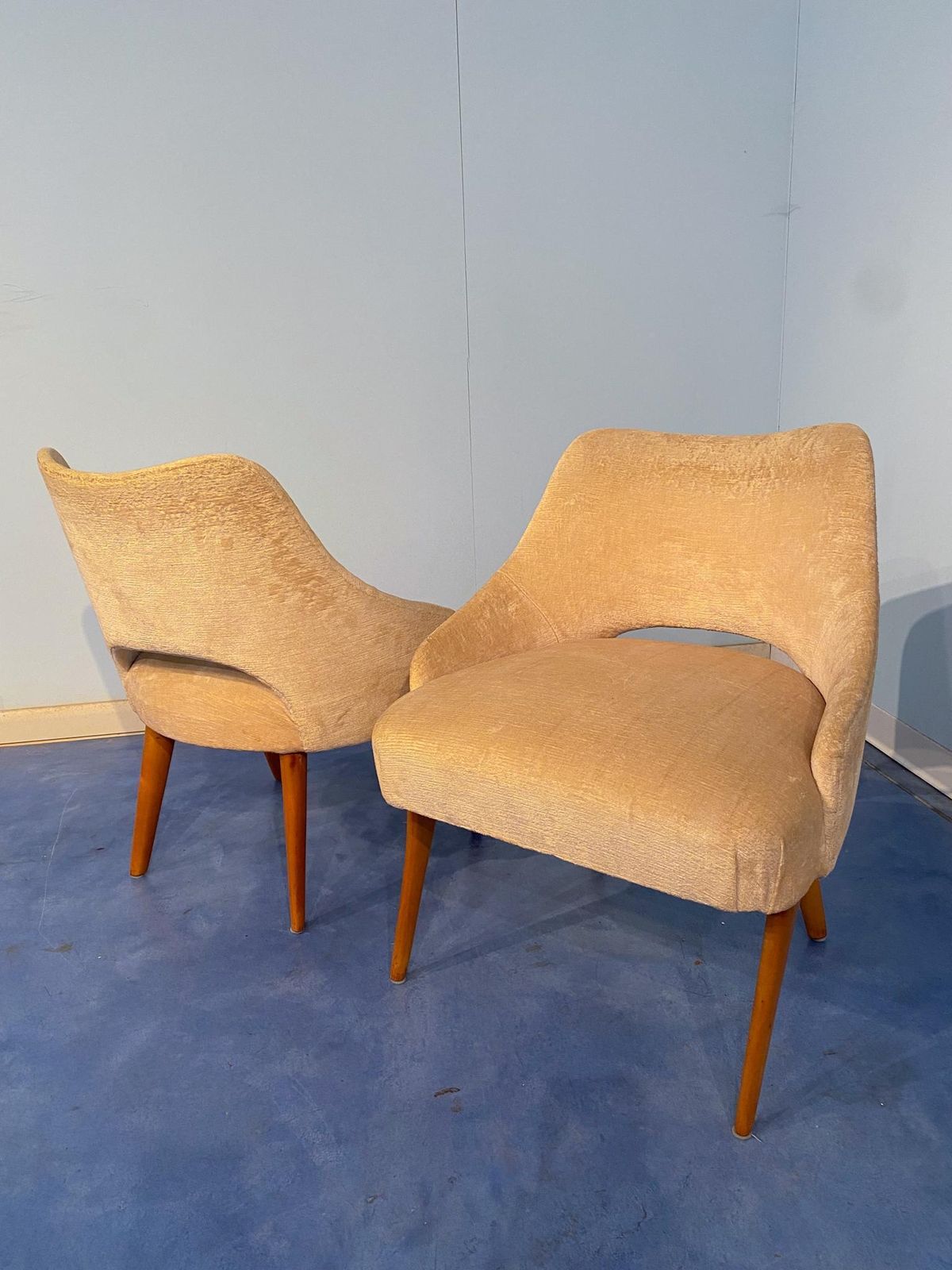 Couple Of Italian Mid Century Armchairs In Yellow Velvet By Vittorio Dassi photo vintage