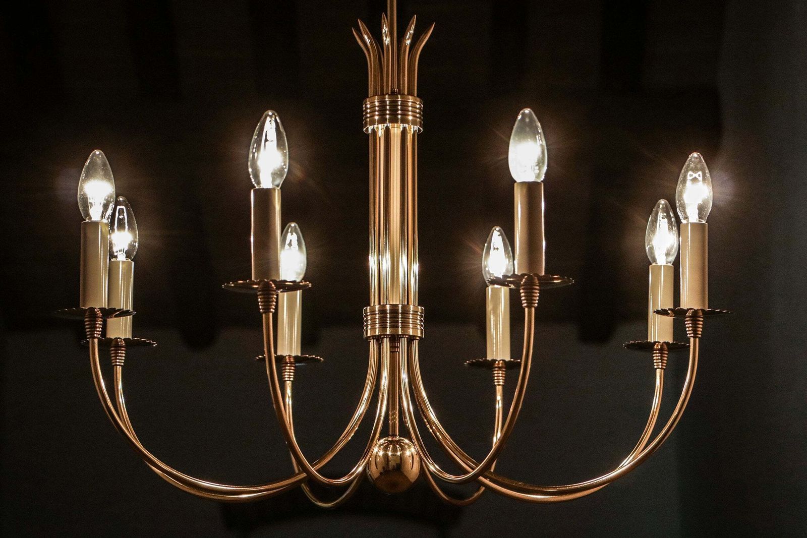 Italian Mid Century Chandelier Attributed To Guglielmo Ulrich, 1945s