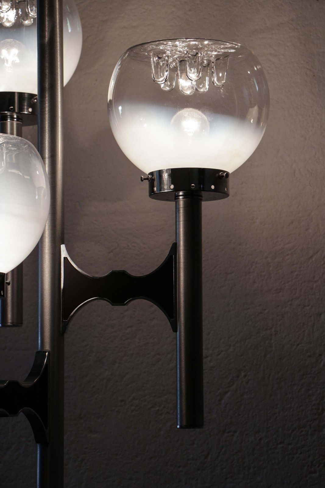 photo vintage Italian Space Age Three Lights Floor Lamp By Gaetano Sciolari, 1970s