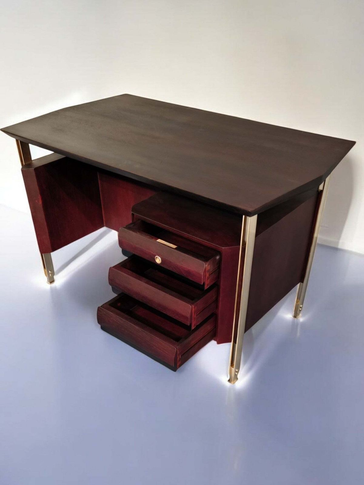 Italian Mid Century Modern Executive Table Desk By Vittorio Dassi, 1960s