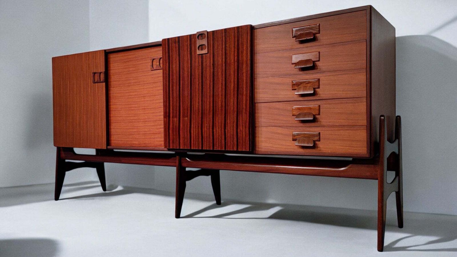 Italian Mid Century Modern Teak Sideboard By Fratelli Proserpio, 1960s