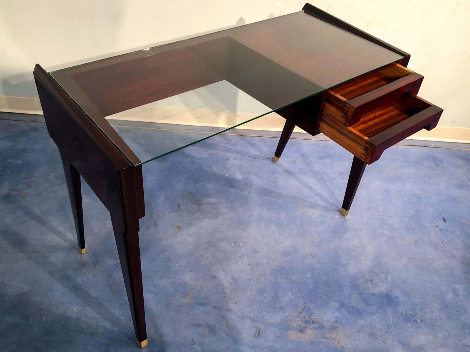 Italian Mid Century Modern  Petitetable Desk Designed By Vittorio Dassi, 1950s photo Furniture