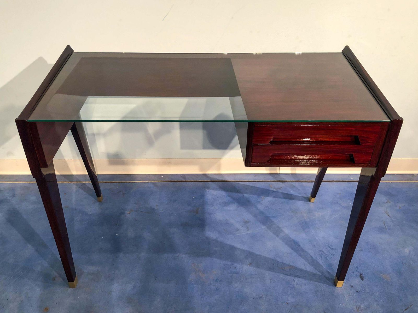 Italian Mid Century Modern  Petitetable Desk Designed By Vittorio Dassi, 1950s photo vinterior