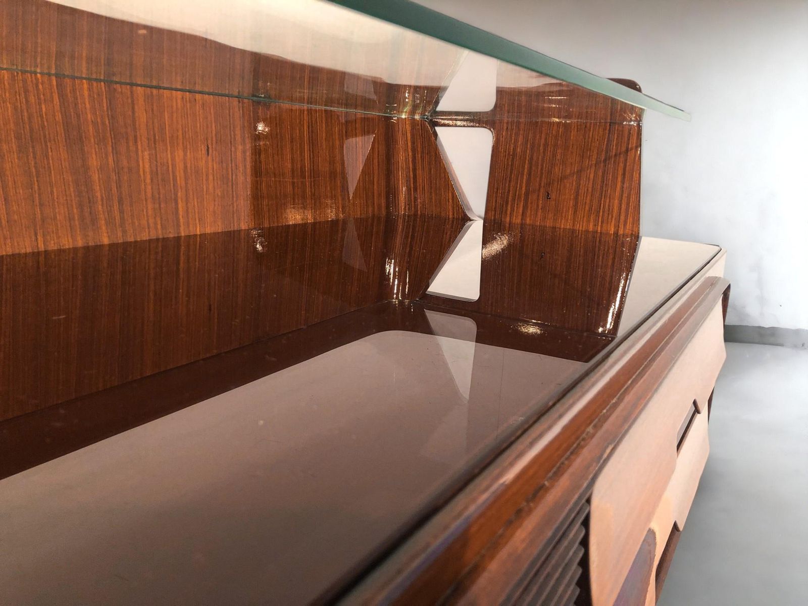 photo vintage Italian Midcentury Sideboard  Or Chest Of Drawers By Vittorio Dassi, 1950s