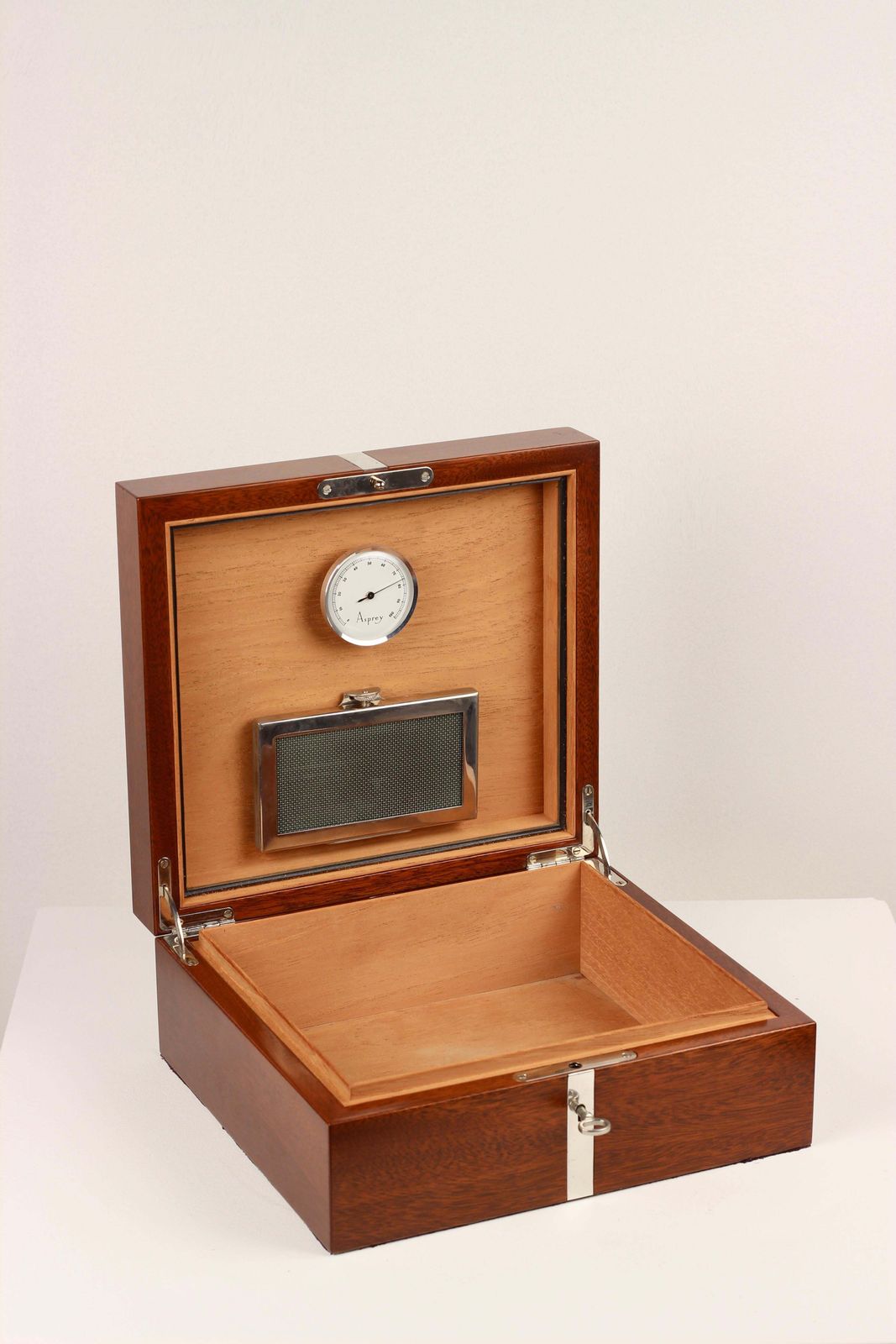 1925.0 Asprey London Silver Banded Rosewood Humidor With Key And Hygrometer 2005 photo