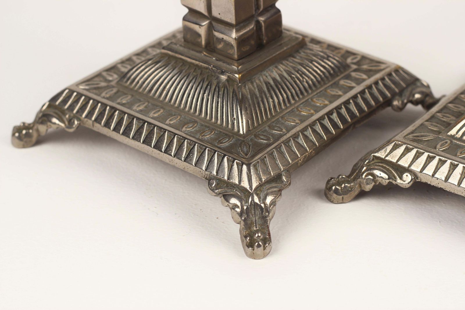 photo vintage Silver Plated Candlesticks By William Tonks And Sons, Late 19th Century