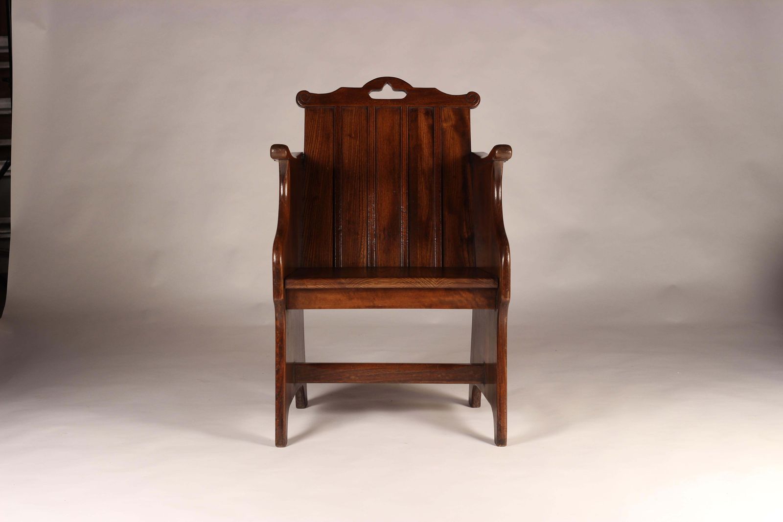 Set Of 4 1930s English Elm Tub Chairs By G T Harris Ltd – Rare Arts & Crafts photo vintage