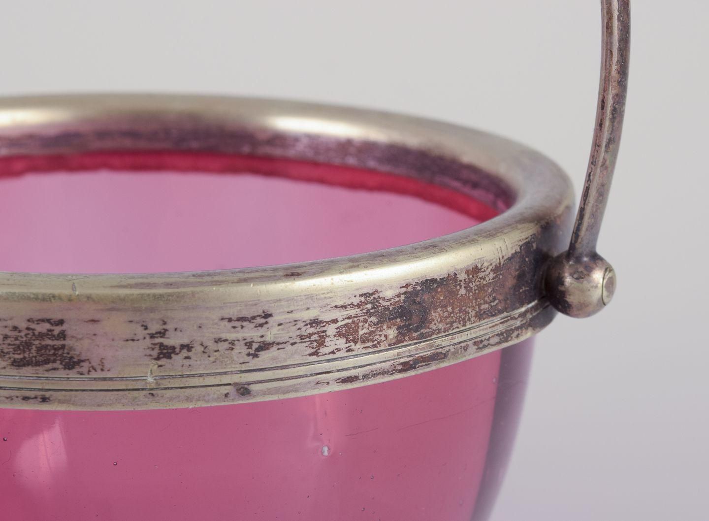 Danish Bonbonniere In Purple Art Glass With A Lid In Silver Plated Metal. photo Home Decor