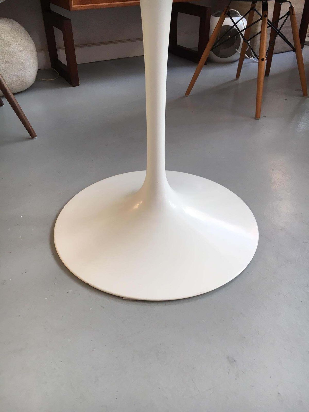 Eero Saarinen White Laminate Tulip Dining Table By Knoll Switzerland. Ca. 1970. photo Furniture