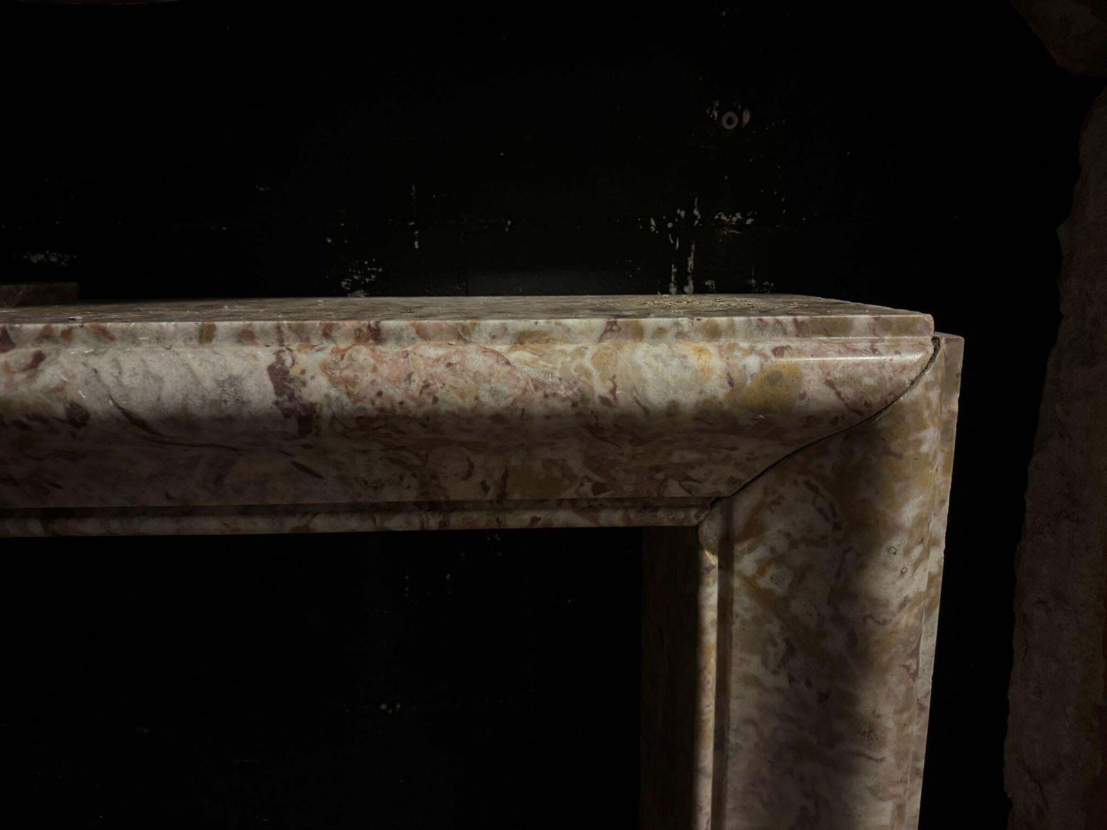 Art Deco Mantle Fireplace In Peach Blossom Marble, Italy photo vinterior