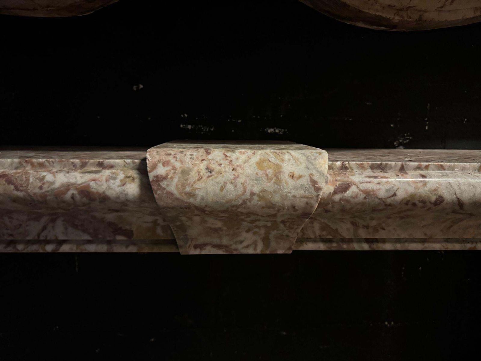 Art Deco Mantle Fireplace In Peach Blossom Marble, Italy photo vintage