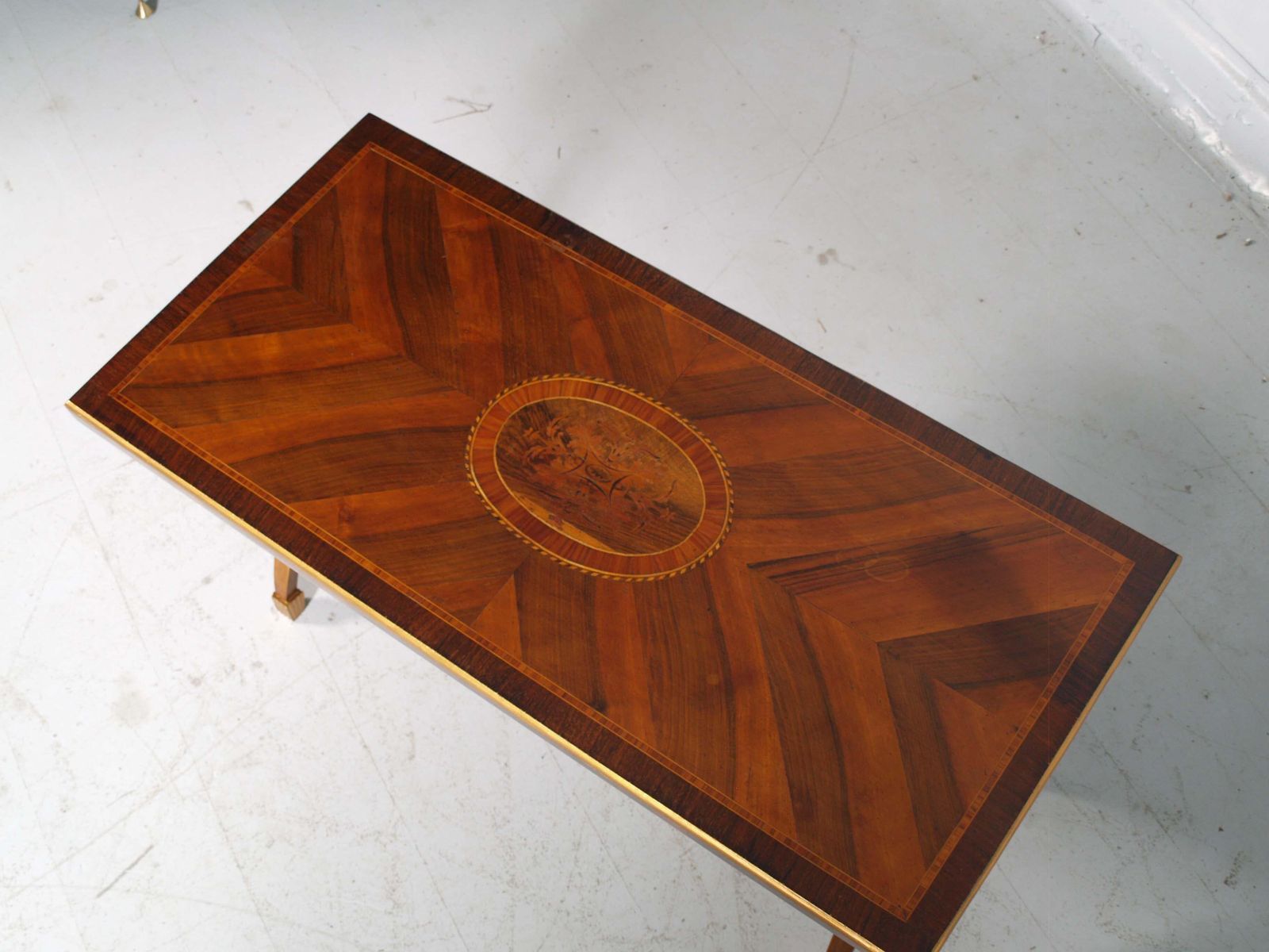 Coffee Table, By Permanente Cantù, Paolo Buffa Attributed In Walnut, Inlay photo Furniture