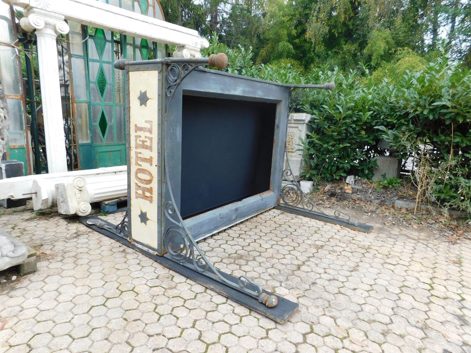 photo buy Old Hotel Entrance Canopy In Wrought Iron And Cast Iron, Italy