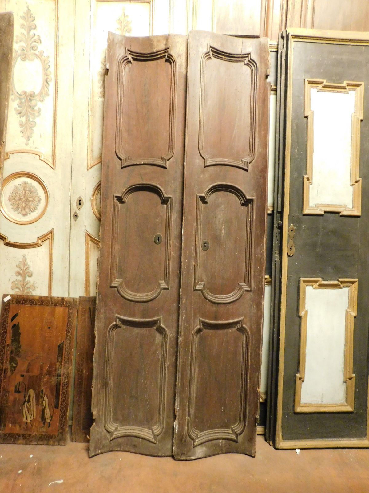 Particular Walnut Door, Double Jointed With Two Leaves And Carved Panels, Italy photo 3716.0