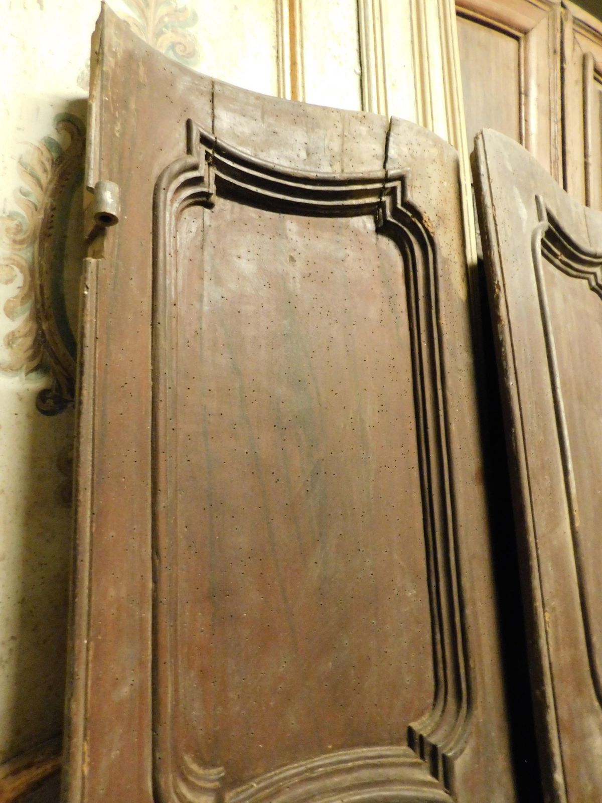 Particular Walnut Door, Double Jointed With Two Leaves And Carved Panels, Italy photo vintage