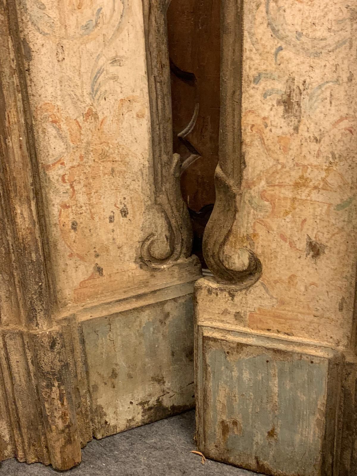 photo vinterior N.2 Lacquered Wooden Doors, Two Leaves With Carved And Painted Panels, Italy