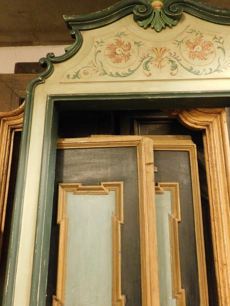 Portal Frame In Lacquered Wood With Floral And Leaf Paintings, Italy photo vinterior
