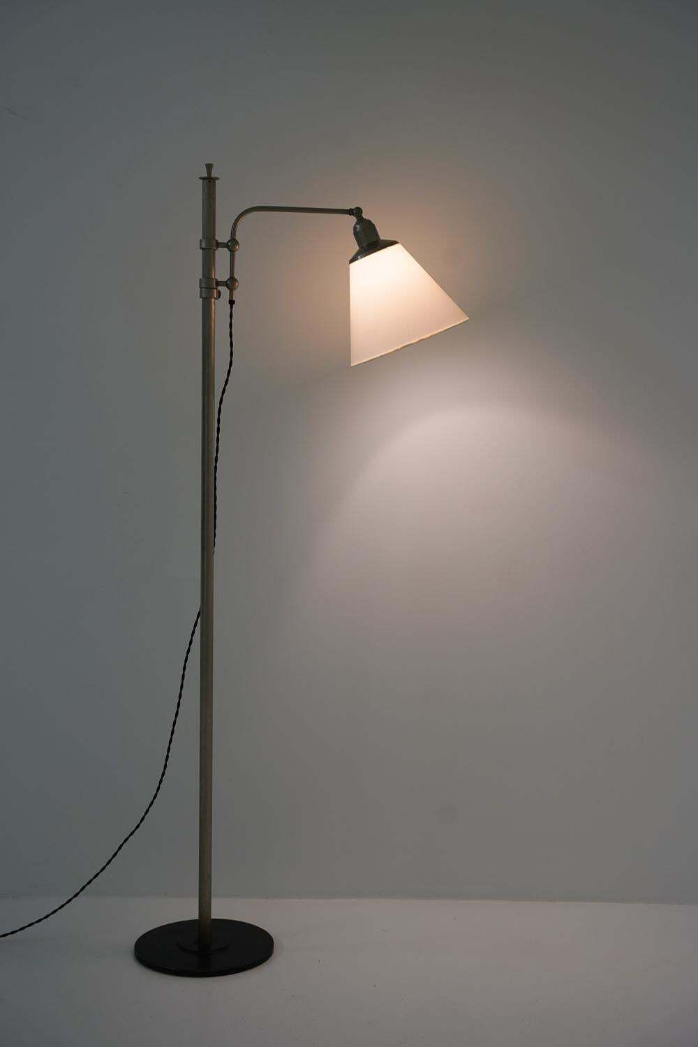 Swedish Functionalist Floor Lamp, "77116" By Elektriska Ab Chr Bergh & Co photo vinterior