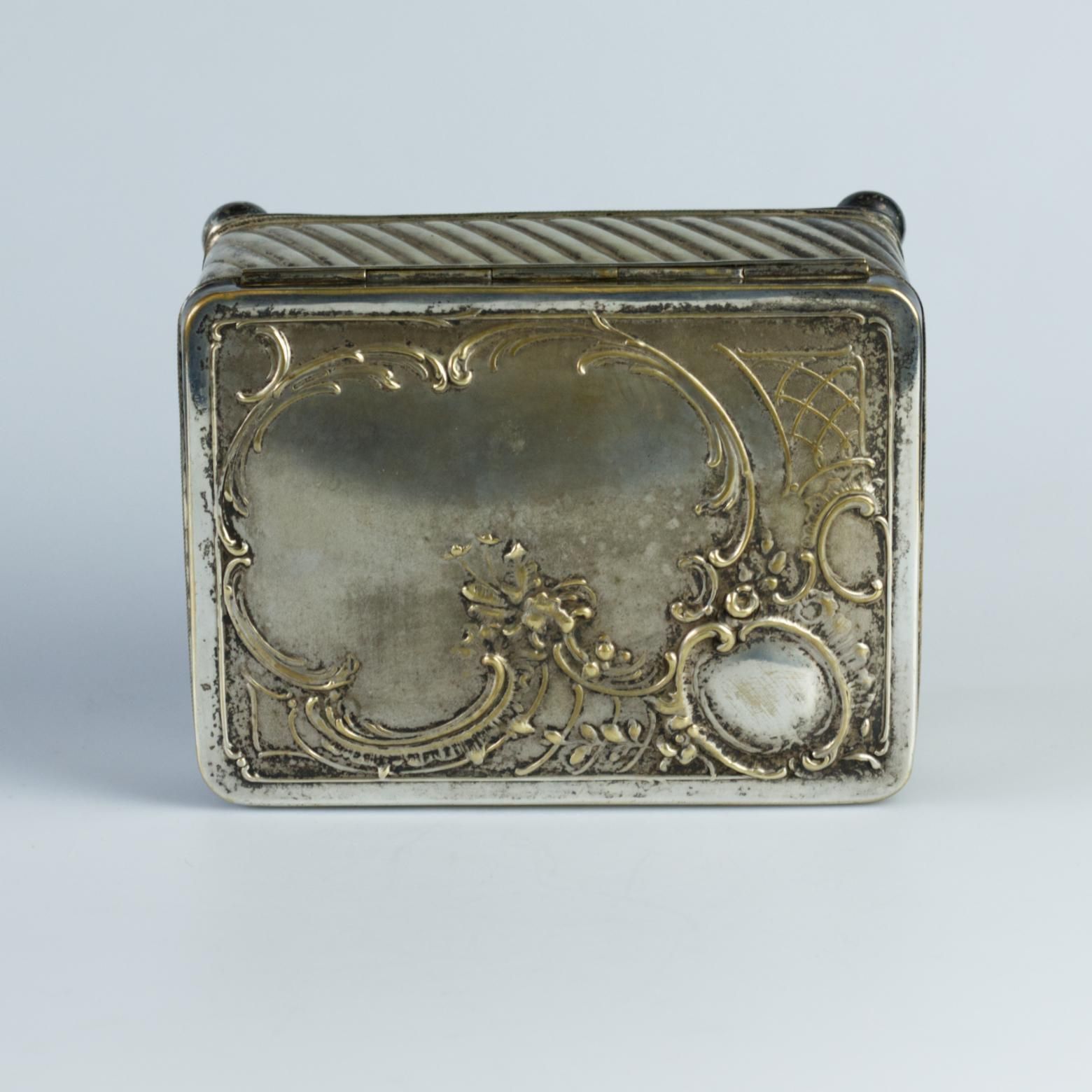 photo furniture Silver Plated Cigarette Or Cigar Box Humidot With Cedar Filling Circa 1900s