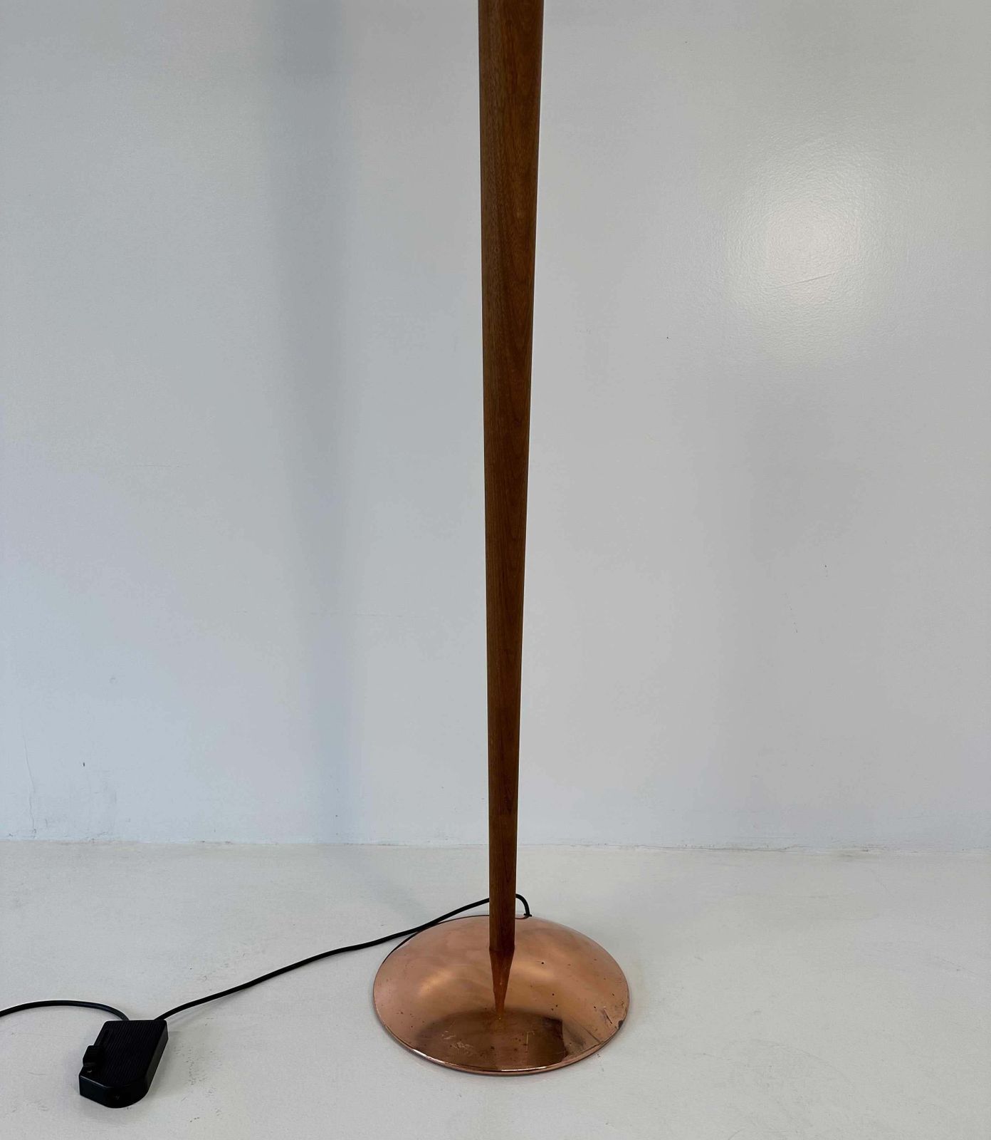 Italian Wood, Copper And Brass Tree Floor Lamp, Paolo Donatello, 1990s photo vinterior
