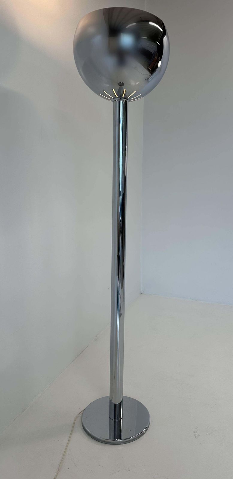 Italian 'Am2z' Chrome Floor Lamp, Franco Albini For Nemo Lighting, 1970s photo 1327.0