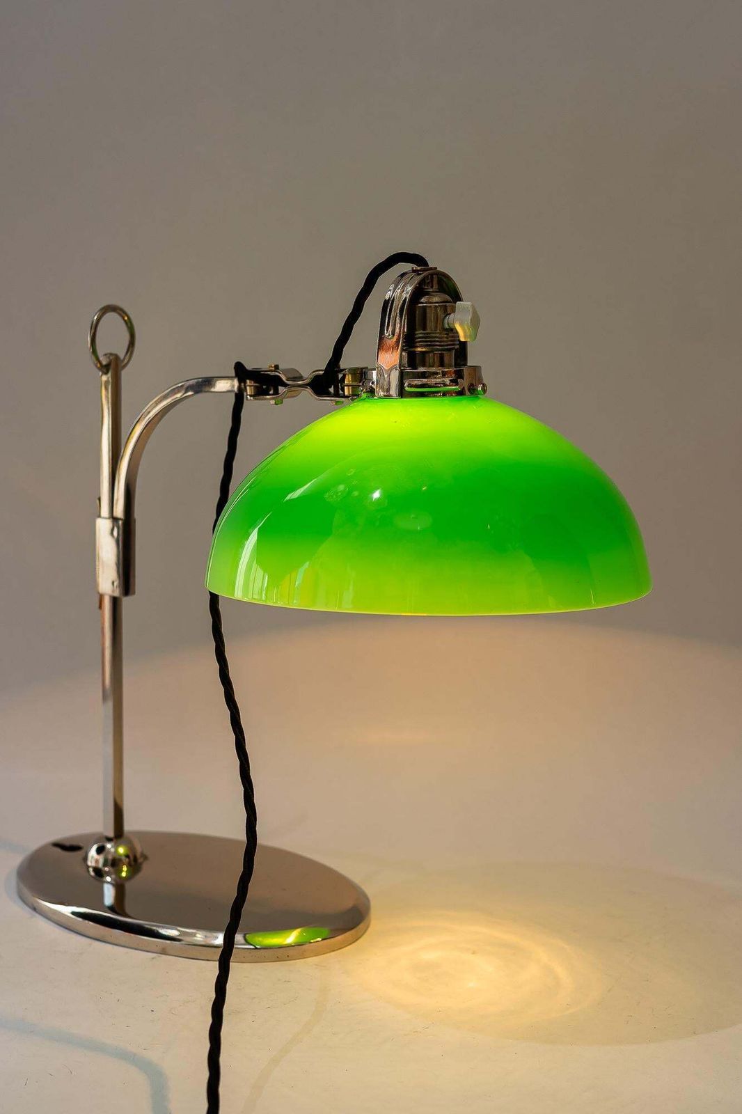 photo vinterior Hight Adjustable Nickel  Plated Table Lamp With Opal Glass Shade Vienna 1920s
