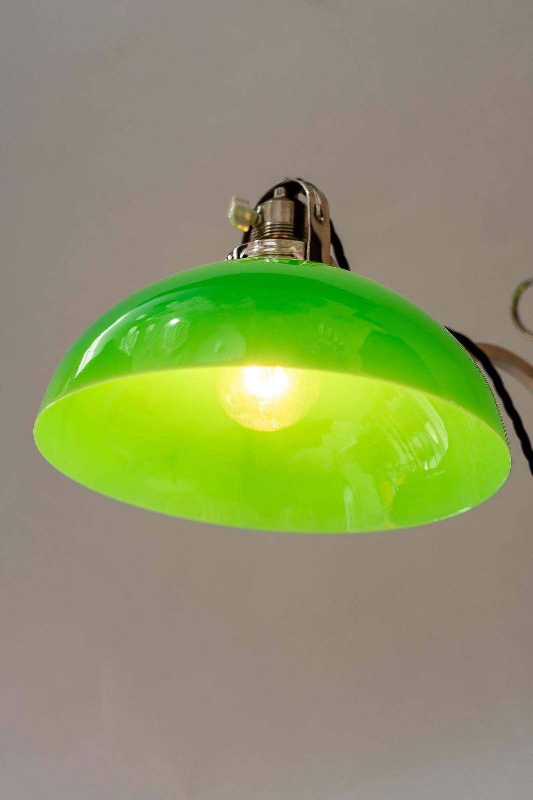 photo vintage Hight Adjustable Nickel  Plated Table Lamp With Opal Glass Shade Vienna 1920s