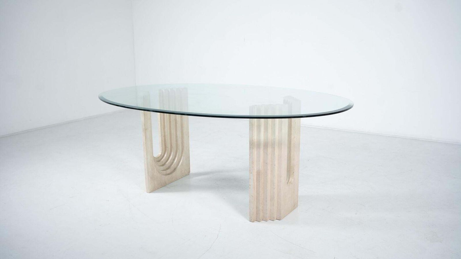 Mid Century Modern Travertine Dining Table In The Style Of Carlo Scarpa, 1970s photo vintage