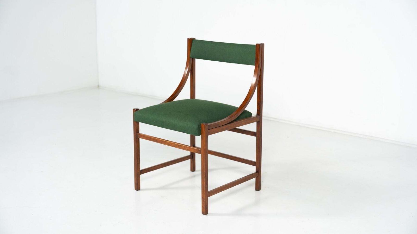 photo vinterior Mid Century Modern Set Of 6 Armchairs, Wood And Fabric, Italy, 1960s