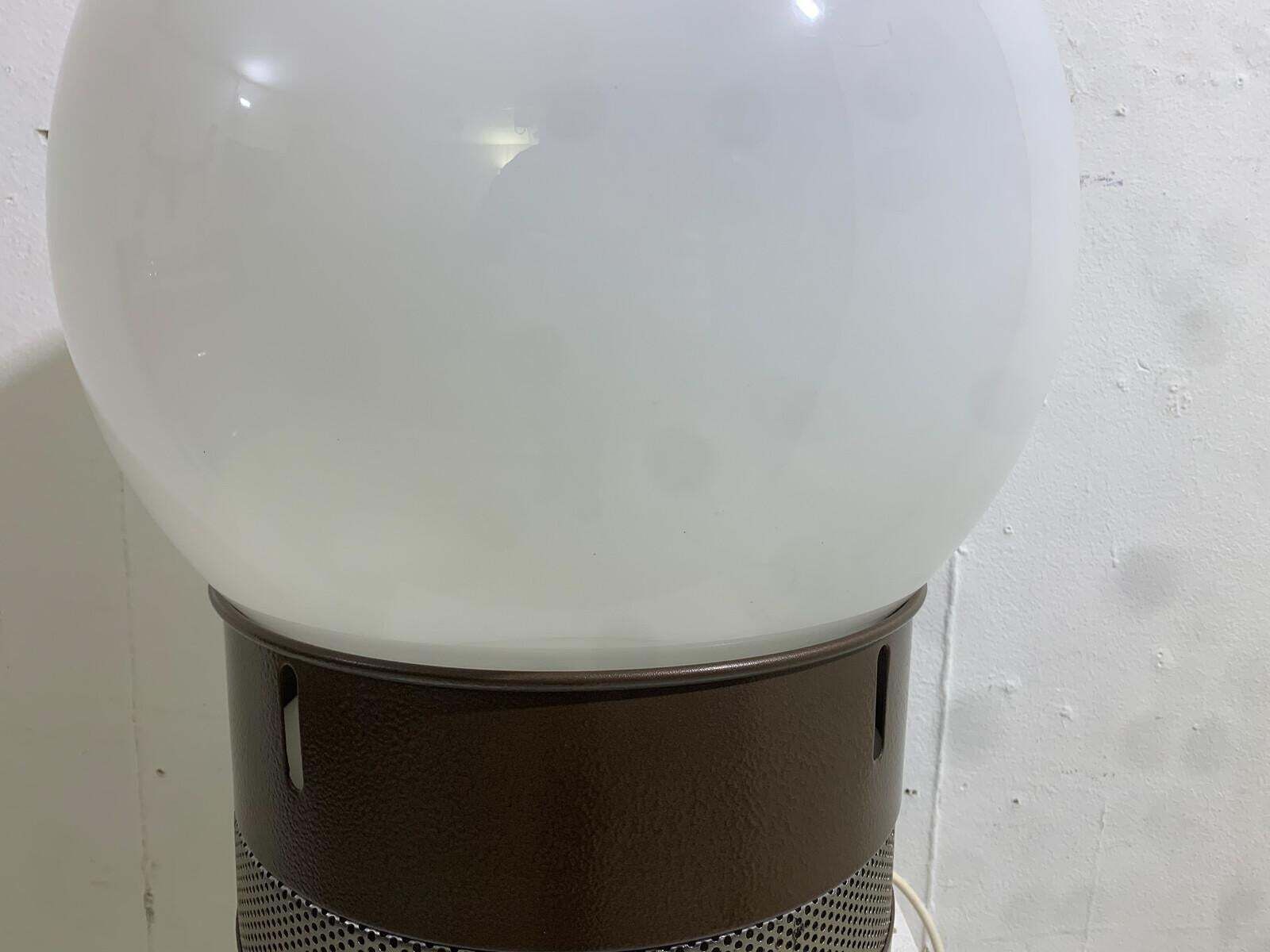 "Oracolo" Desk Lamp By Gae Aulenti For Artemide, 1970s photo furniture