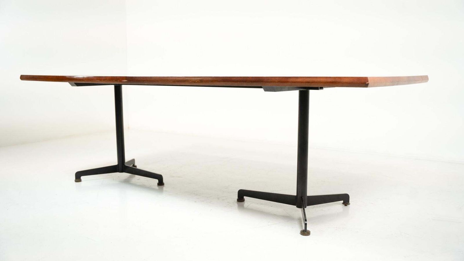 Mid Century Modern Desk By Olsvaldo Borsani, 1960s photo furniture