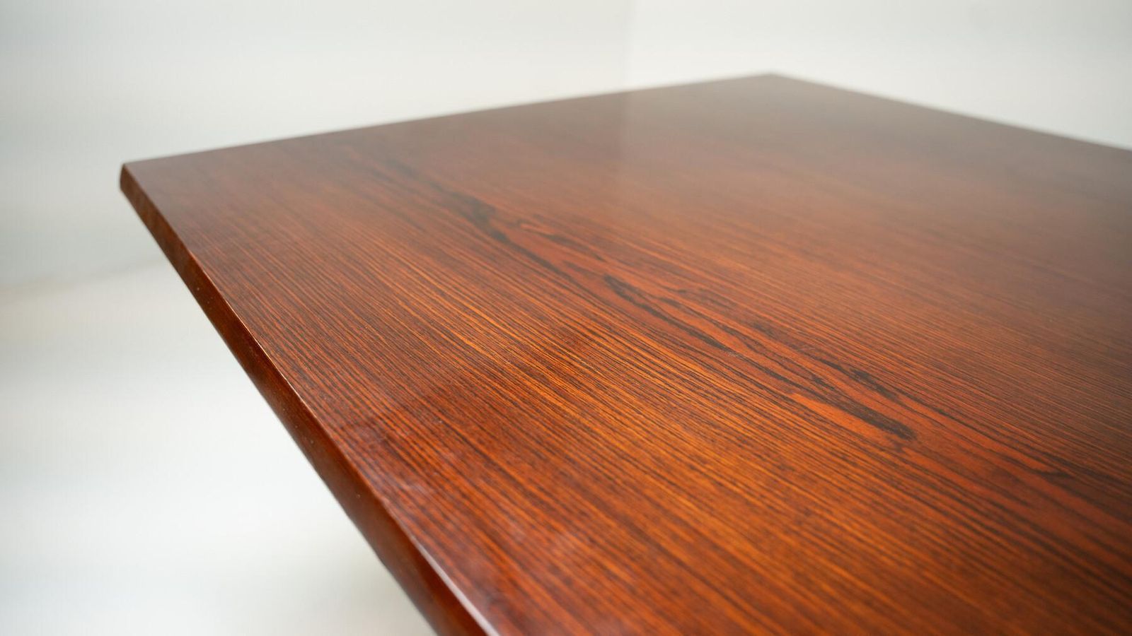 Mid Century Modern Desk By Olsvaldo Borsani, 1960s photo buy