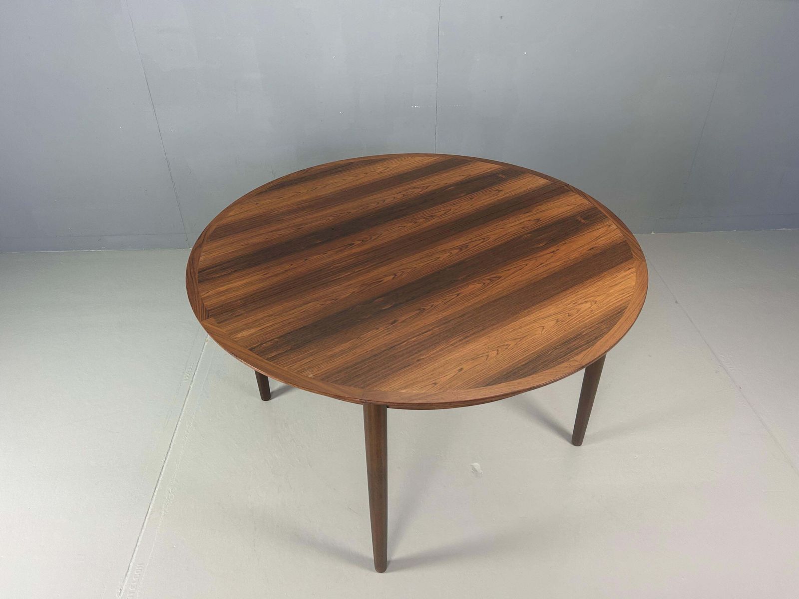 photo for sale Scandinavian Modern Extendable Oval / Round Dinning Table, 1960, Denmark