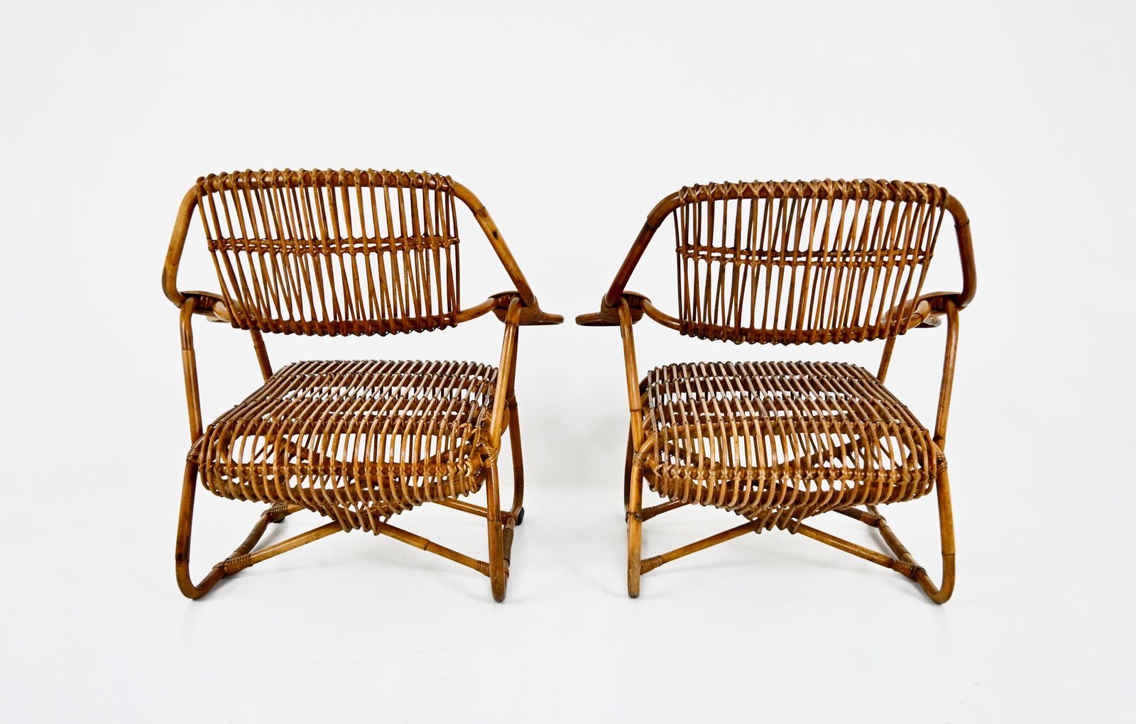 Italian Rattan Armchairs, 1960s, Set Of 2 photo vinterior