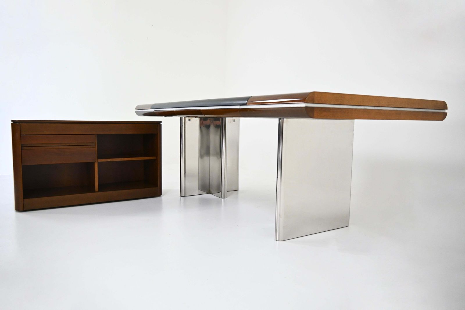 Italian Desk By Hans Von Klier For Skipper, 1970s photo vinterior