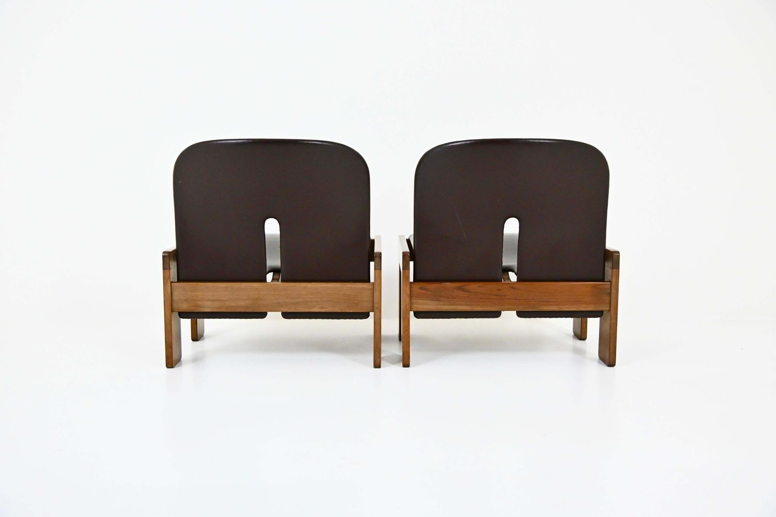 Model 925 Lounge Chairs By Afra & Tobia Scarpa For Cassina, 1970s, Set Of 2 photo vinterior