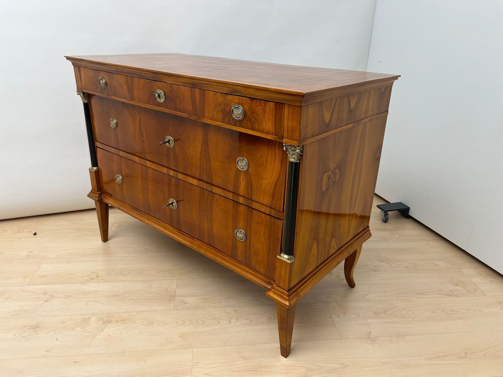 Biedermeier Commode, Cherry Veneer, Brass, Franconia Circa 1820 photo Furniture