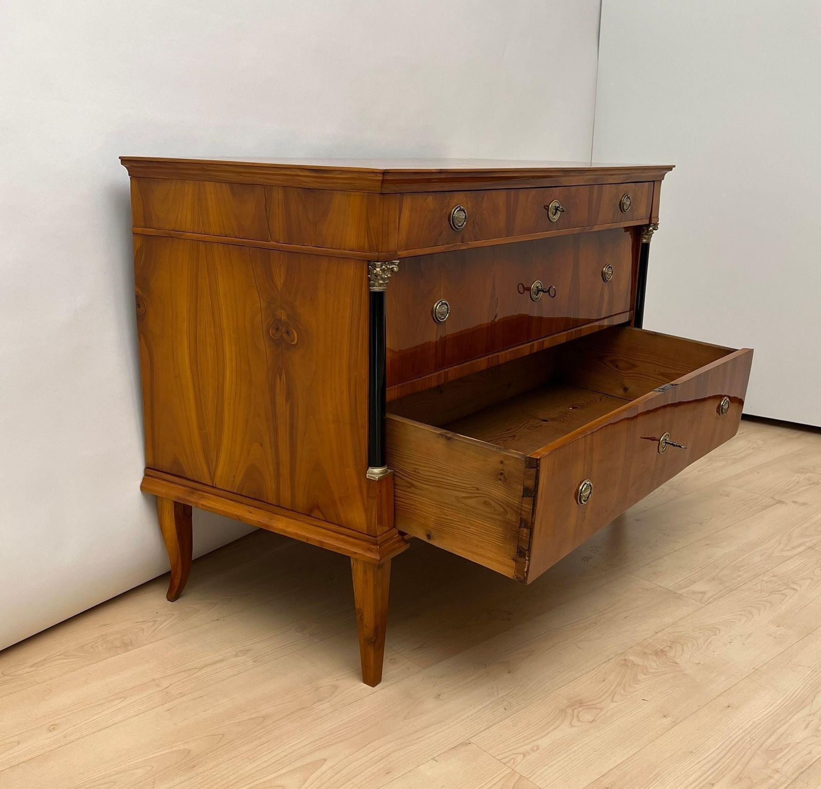 Biedermeier Commode, Cherry Veneer, Brass, Franconia Circa 1820 photo buy