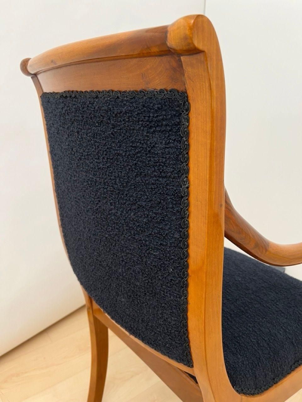 photo vintage Biedermeier Armchair, Walnut, Black Boucle, South Germany Circa 1835