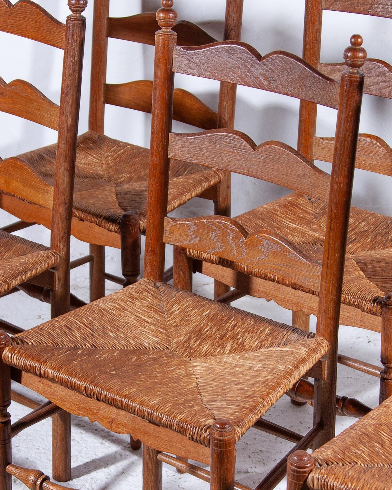 photo vinterior Antique Ladder Back Rush Seat Chairs Set Of Six