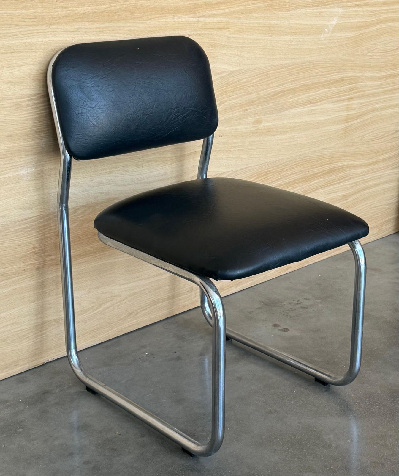Set Of Six Cantilever Chars In Leather And Steel, 1970s photo 7020.0