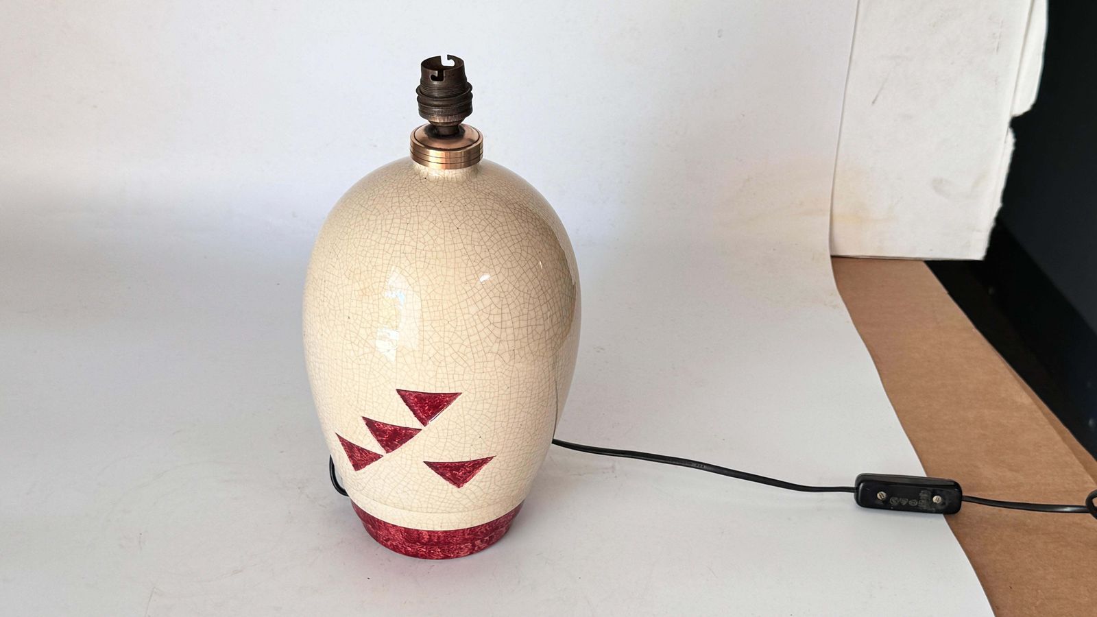 1930s French Art Deco Lamp In Crackled Ceramic And Brass  Geometric Red Motifs photo Lighting
