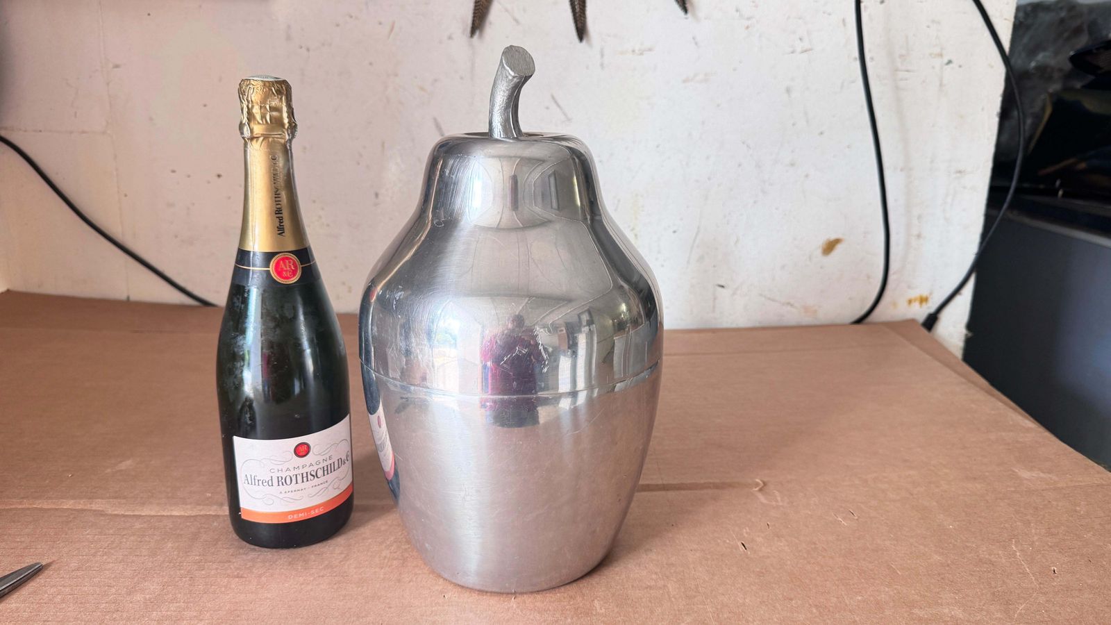 1970s French Pear Shaped Ice Bucket, Silver Finish With Mirrored Effect photo furniture