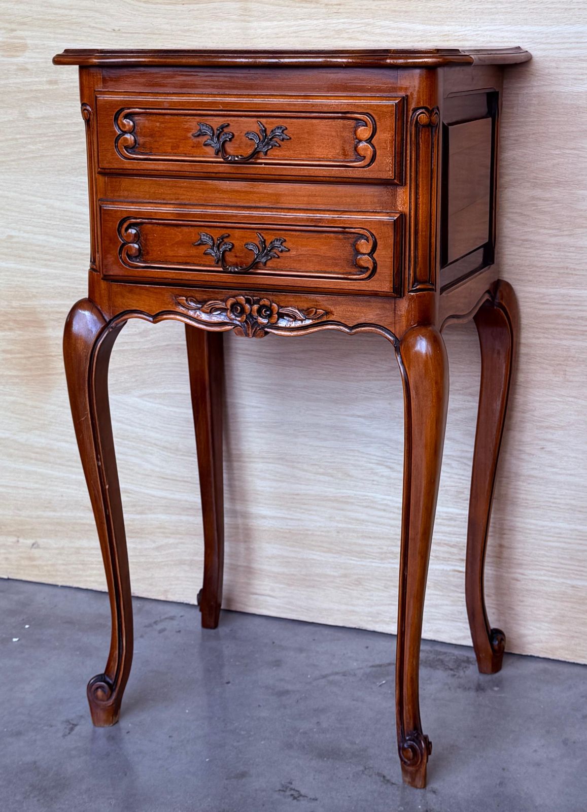 French Bedside Tables With Cabriole Legs, 1950s, Set Of 2 photo Furniture