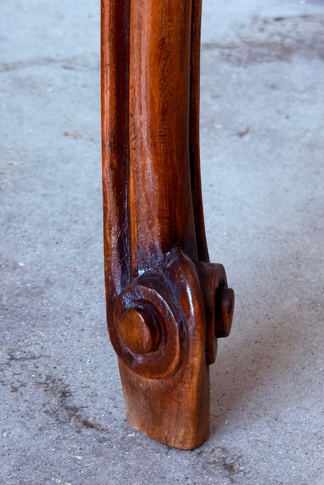 Furniture French Bedside Tables With Cabriole Legs, 1950s, Set Of 2 photo
