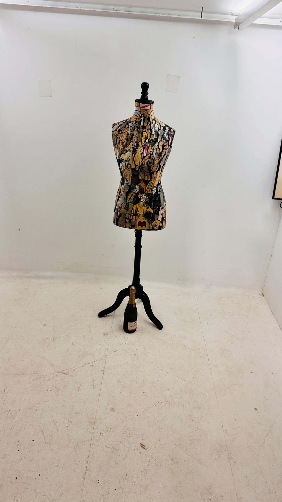 photo vintage Removable Wooden Mannequin Bust With Fashion Collages, Paris, 1960s